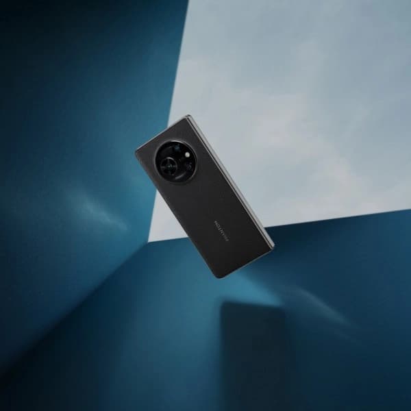 Tecno Phantom V Fold